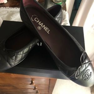 Women’s Chanel classic black quilted ballet flats